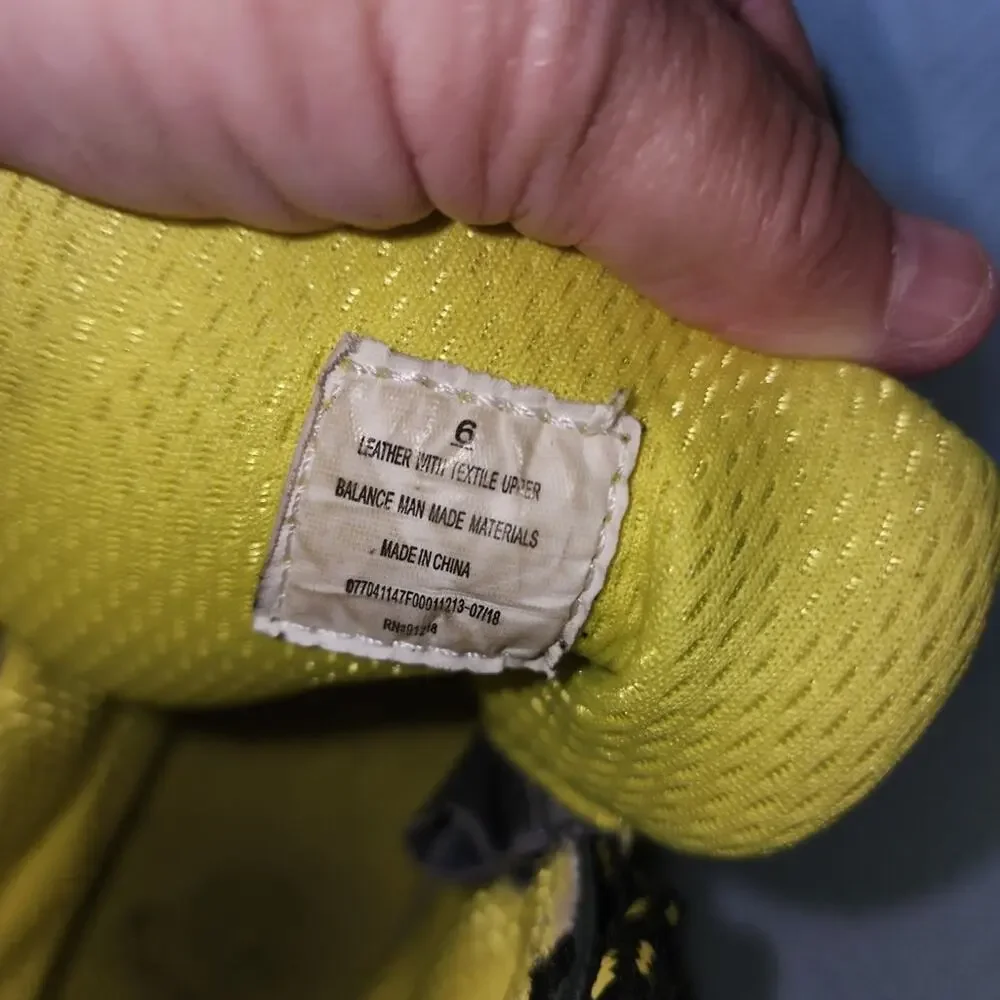 CHAMPION EUC YOUTH BOYS SIZE 6 DUCK BOOTS SHOES